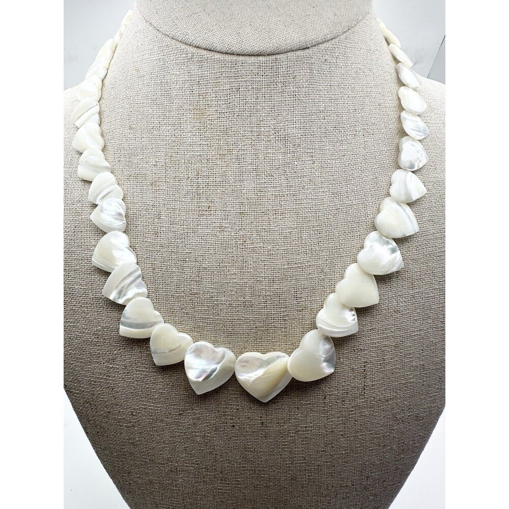 Mid Century Carved Mother of Pearl Graduated Heart necklace 18”